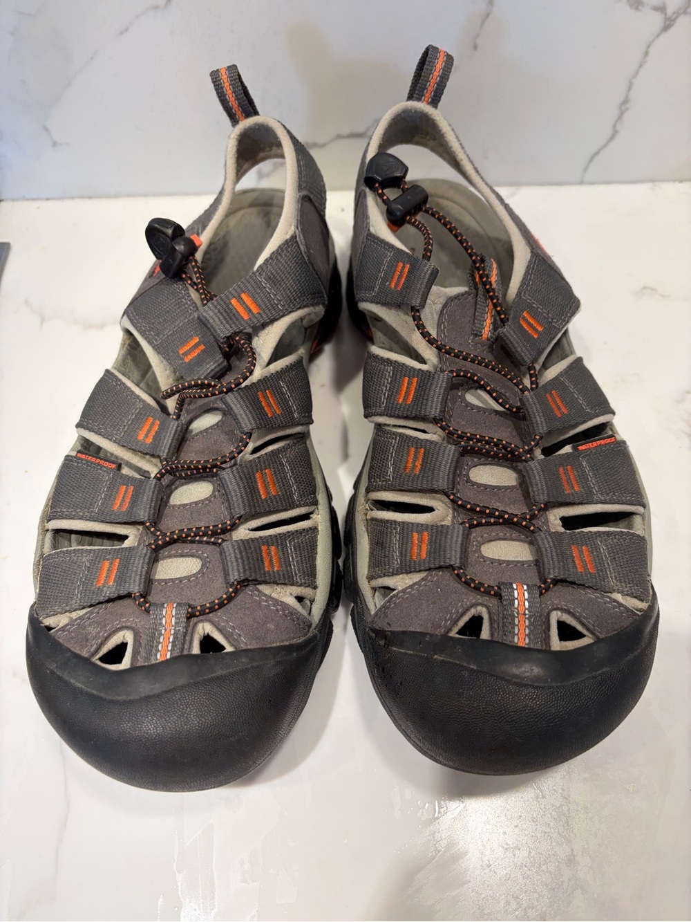 Keen Newport H2 Men's Size 9 Magnet/Nasturtium Gray & Orange sandal